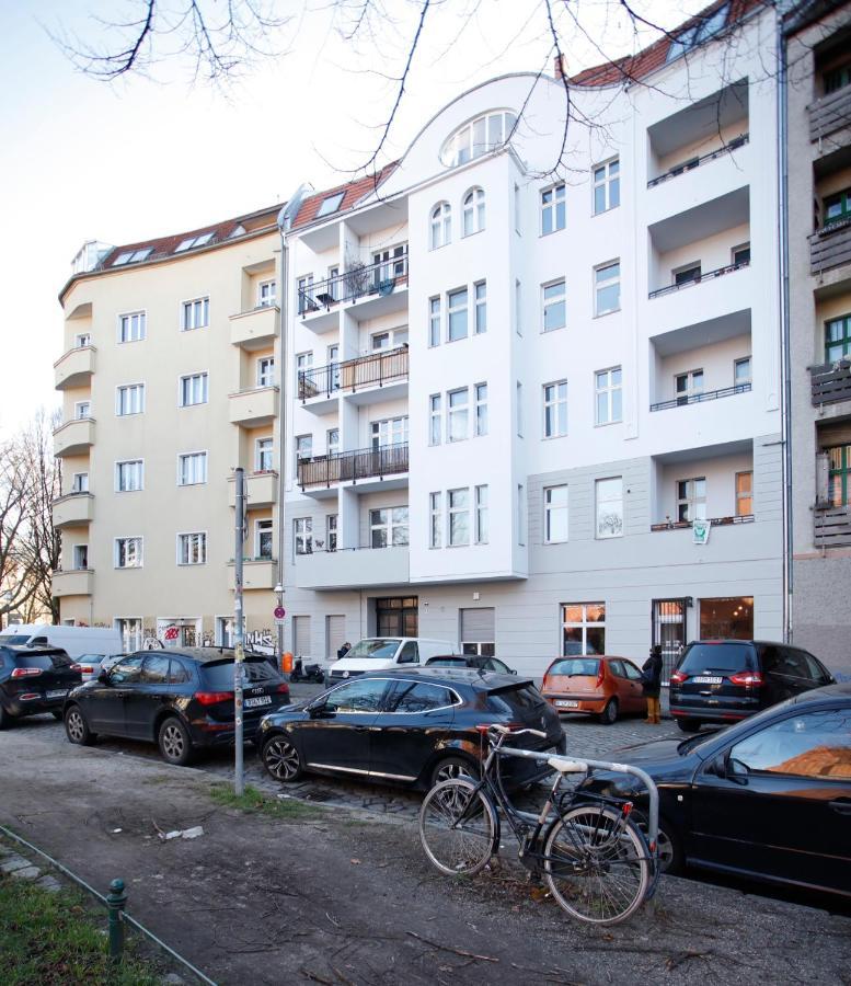 Schillinger-Berlin Am Tempelhofer Feld Aparthotel Exteriör bild