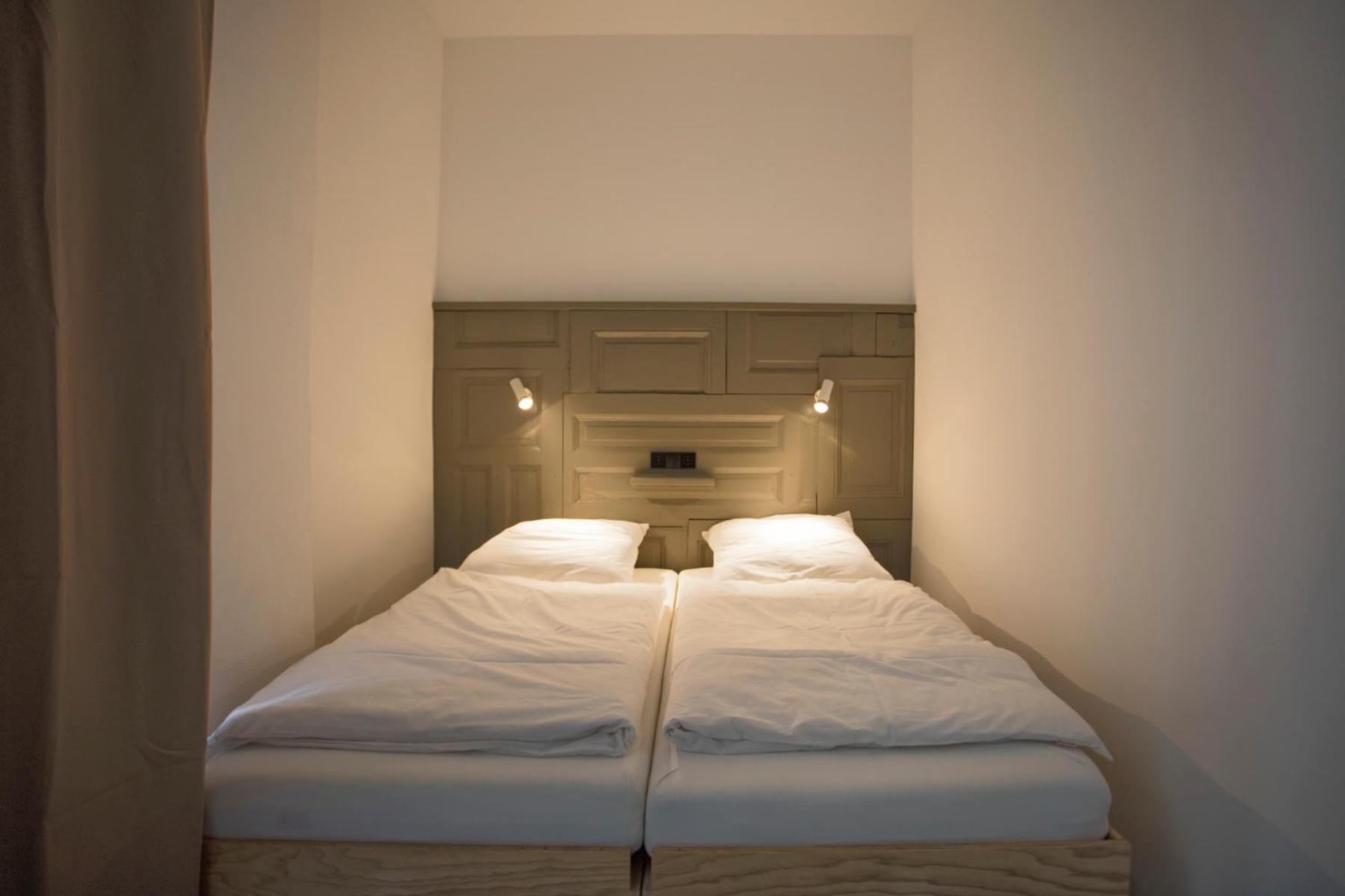 Schillinger-Berlin Am Tempelhofer Feld Aparthotel Rum bild